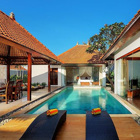Le Nixsun Villa&Spa Uluwatu Esterno foto